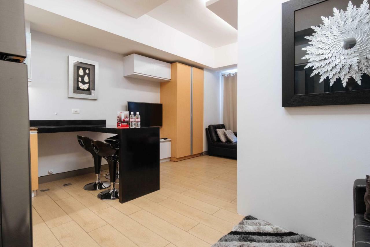 Reddoorz Premium @ Venice Luxury Bgc 2 Makati City Exterior foto